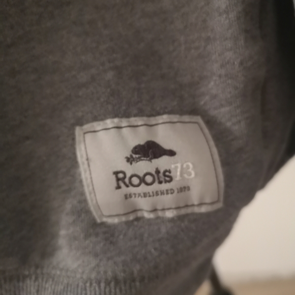 RootsXGraybar Canada collared pullover - Picture 3 of 6